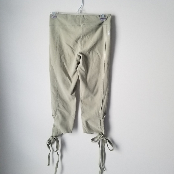 FP Movement by Free People Green Stretch Turnout Movement Legging Size S/P - Picture 4 of 11